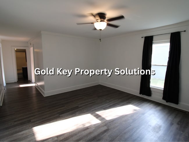 Building Photo - MUNCIE 3 BR 1 BA house with Fenced Backyar...