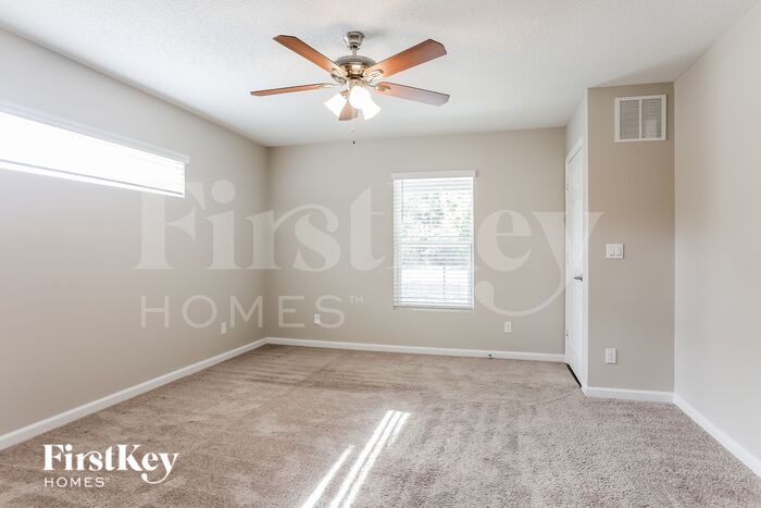 Building Photo - 3031 SW Segovia St