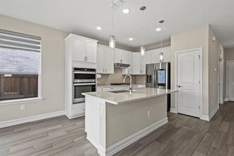 Building Photo - 9922 Michael Irvin St