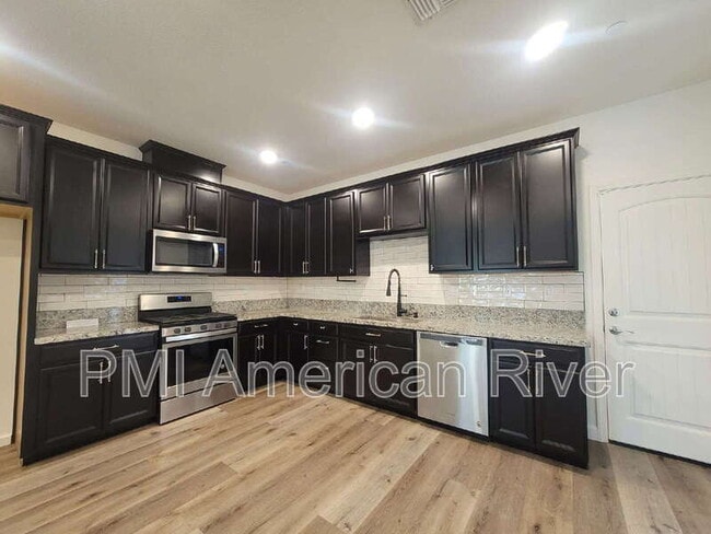 Building Photo - 3805 Amelia Rose Way