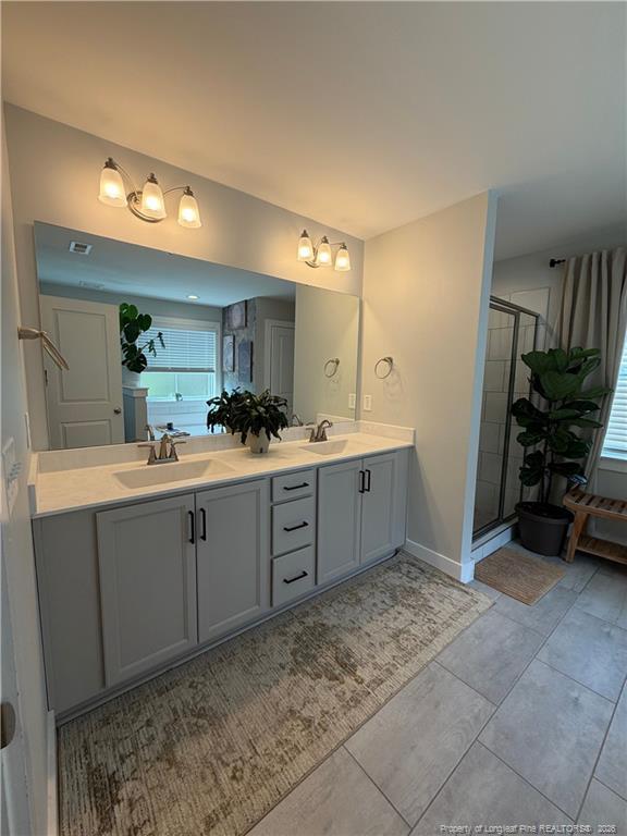 Building Photo - 68 Spruce Holw Cir