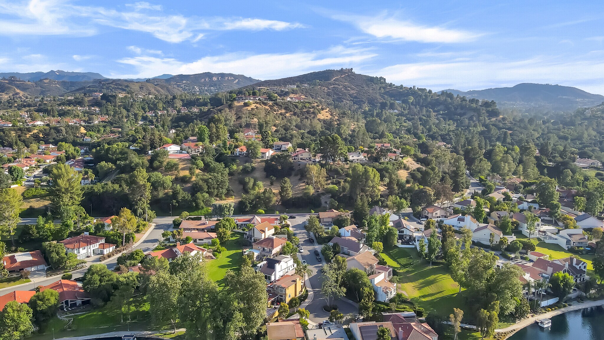 Building Photo - 4352 Park Corona
