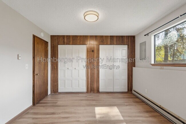 Building Photo - 816 S Robinhood St