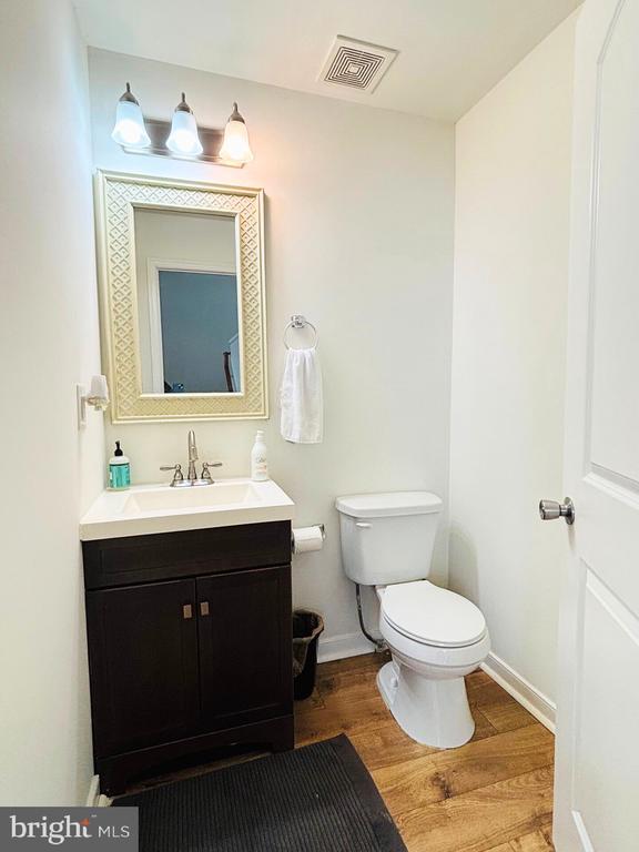 Building Photo - 273 4th Ave