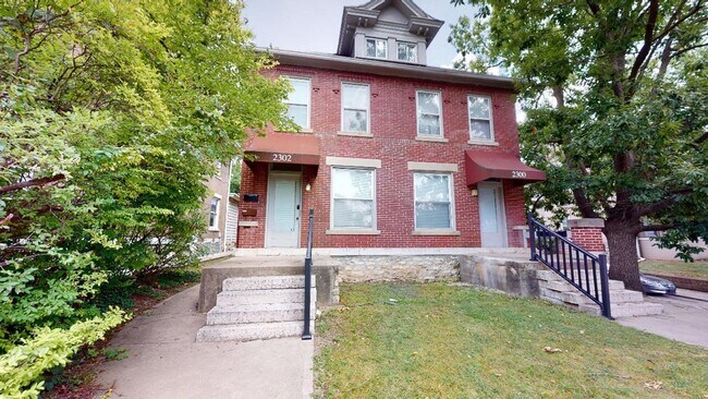 Building Photo - 2302 N High St