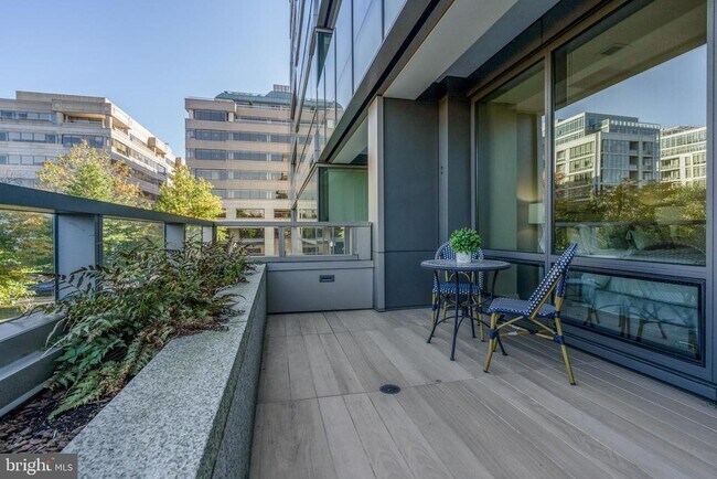 Building Photo - 2501 M St NW