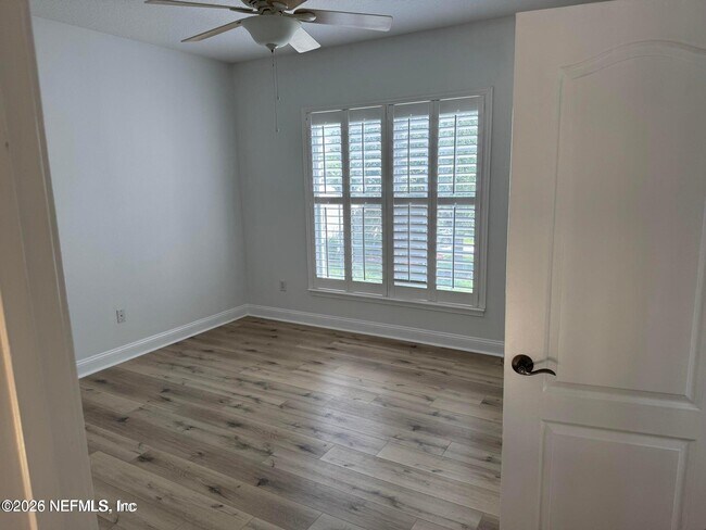 Building Photo - 9902 Windwater Ct