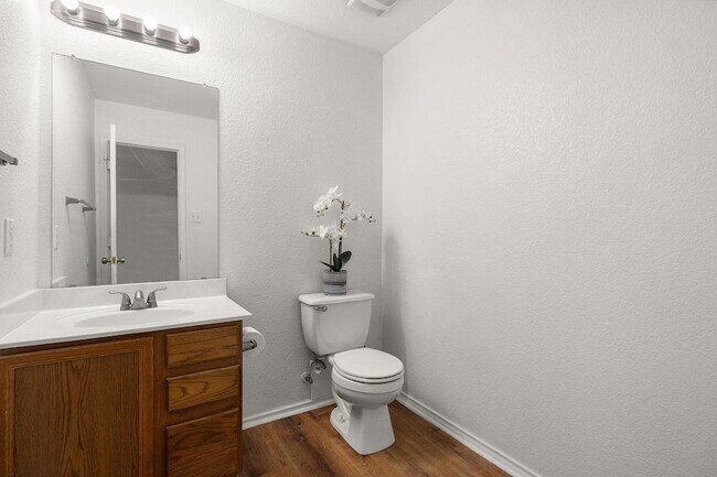 Building Photo - 5525 Victory Gallop Dr