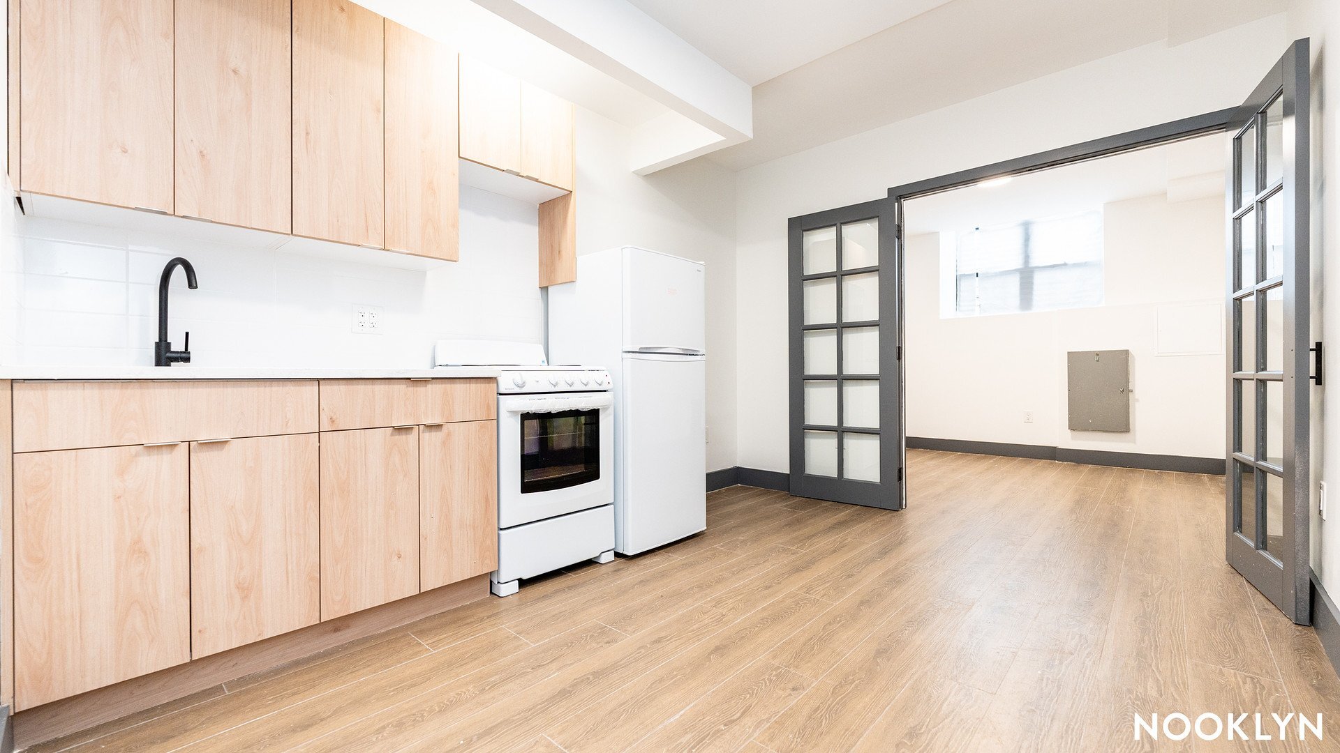 Building Photo - 2008 Fulton St