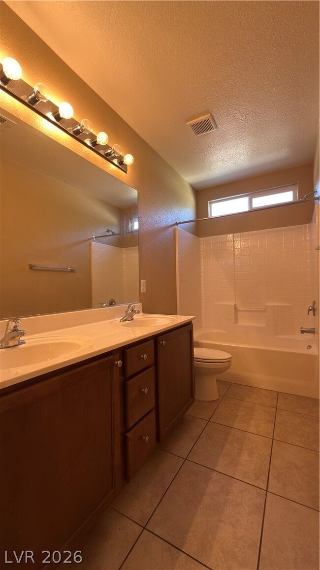 Building Photo - 7855 Narnia Ave