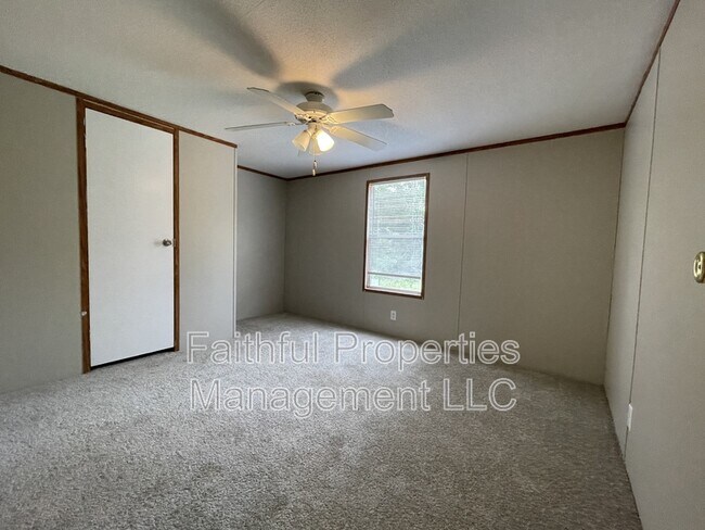 Building Photo - 19006 County Rd 4104