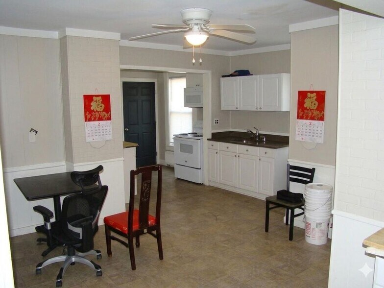 Building Photo - 86 School, #2