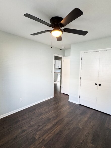 Building Photo - 599 Moriston Rd