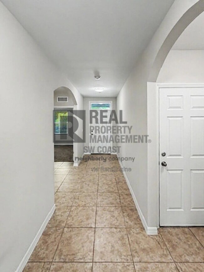 Building Photo - 7317 Mikasa Dr