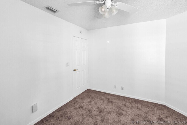 Building Photo - 12382 Pleasant Green Way