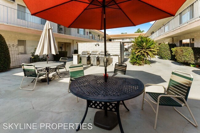 Building Photo - 17818 Woodruff Ave