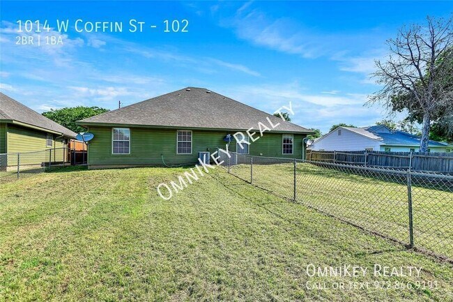 Building Photo - 1014 W Coffin St