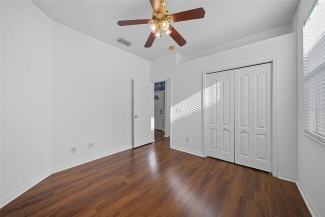 Building Photo - 8630 Sandy Plains Dr