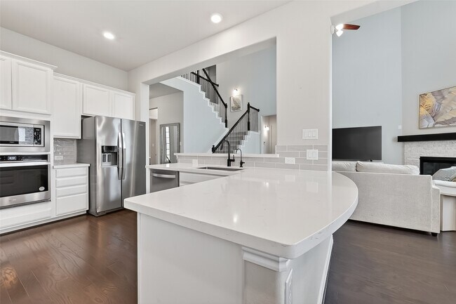 Building Photo - 4018 Martin Ridge Dr