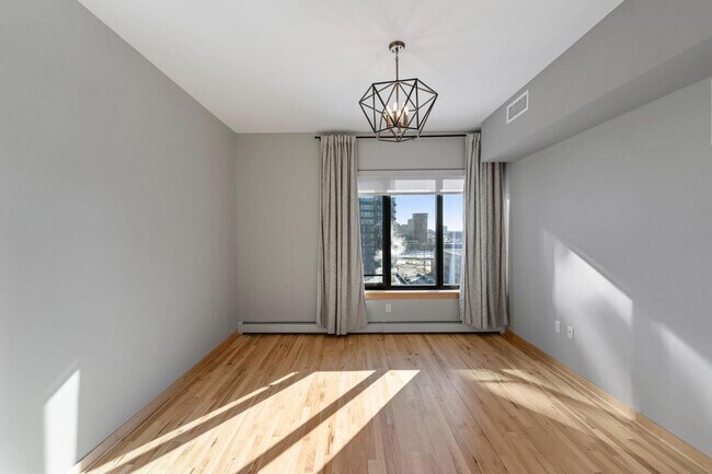 Building Photo - 1120 S 2nd St