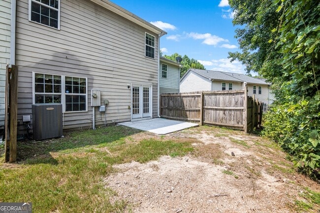 Building Photo - 1352 Rogers Trce
