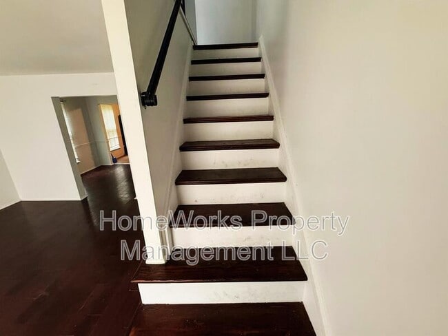 Building Photo - 3422 Moultree Pl