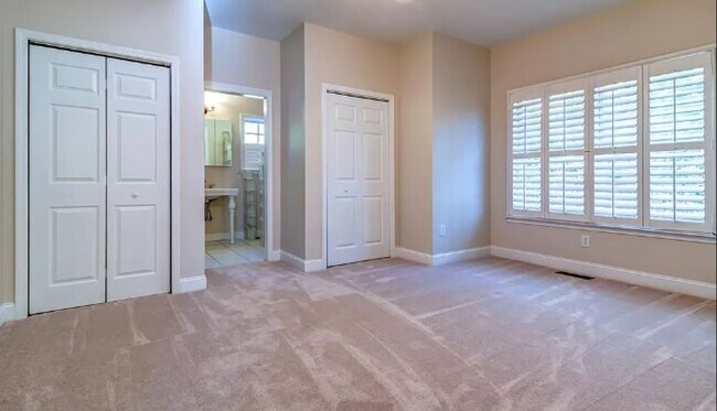 Building Photo - Serene Home-2 bed/2bath near I85 & Hwy 290