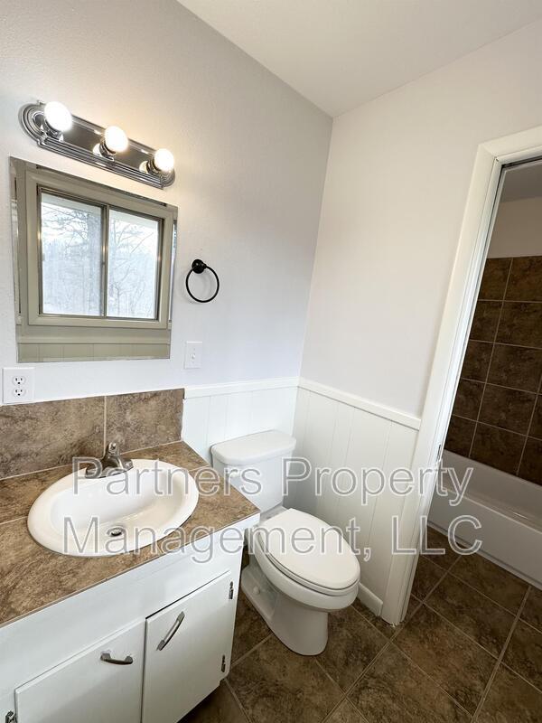 Building Photo - 14171 Wolf Dr