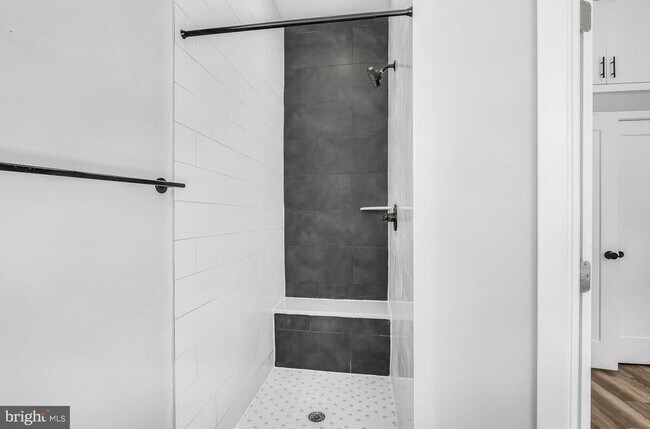 Building Photo - 910 N 17th St