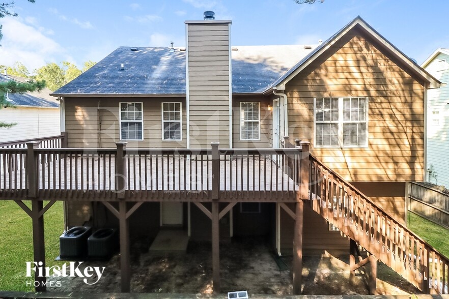 Building Photo - 5955 Water Oaks Dr