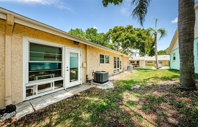 Building Photo - 2465 Northside Dr