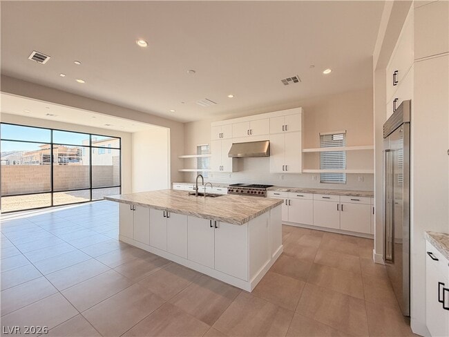 Building Photo - 10761 Canyon Bloom Dr