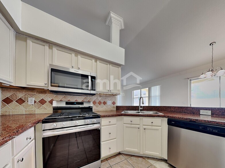 Building Photo - 4324 Brandon Ridge Dr