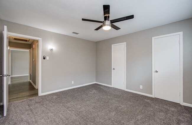 Building Photo - 9410 Highmeadow Dr