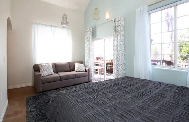 Building Photo - Stunning Duplex with Wrap Around Deck - Available Now