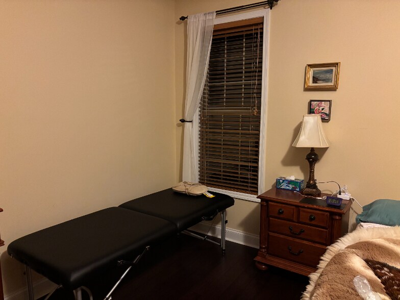 Building Photo - 2169 Talmage Dr