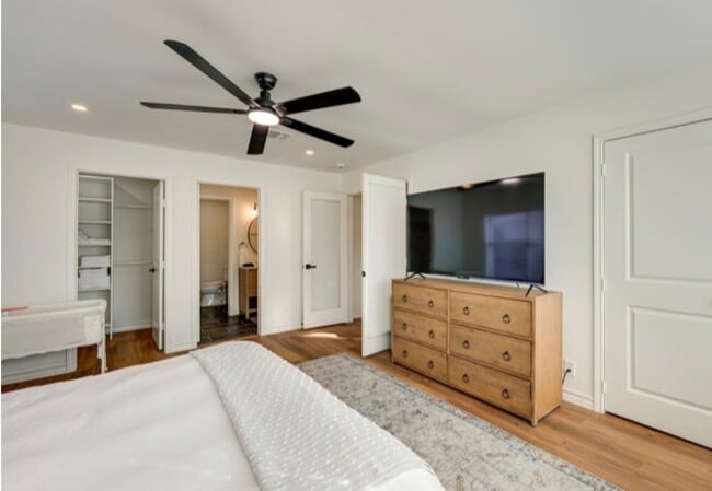 Building Photo - 6315 Regency Ct