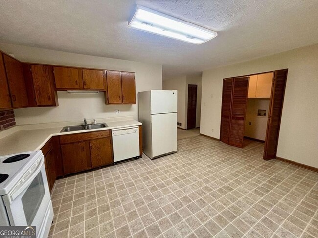 Building Photo - 358 Bradley Woods Ct NW