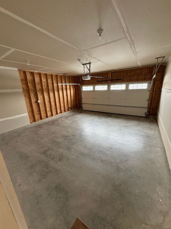 Building Photo - 20209 62nd Ave