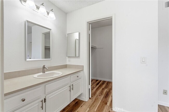 Building Photo - 1801 263rd St