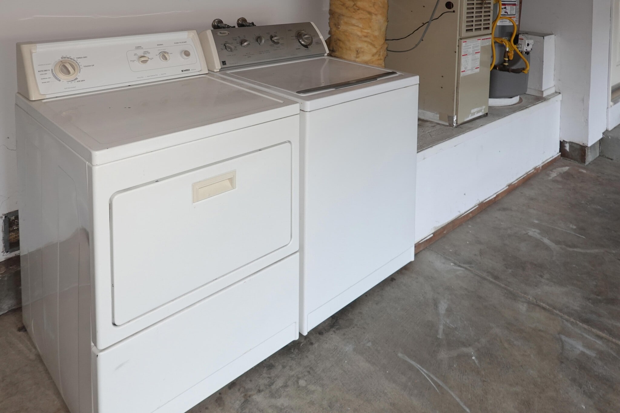 In Unit Laundry - 1013 Woodside Rd