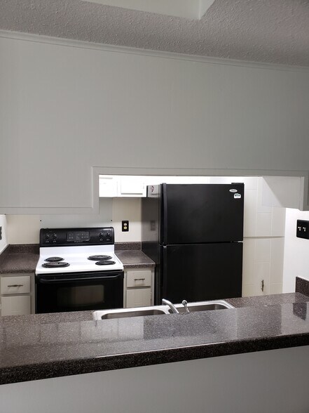 Building Photo - 2817 Los Gatos Ct