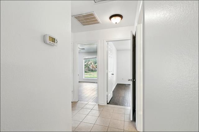 Building Photo - 1507 River Hill Dr