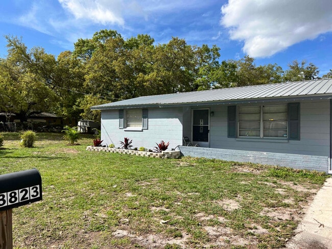 Building Photo - 3823 42nd St