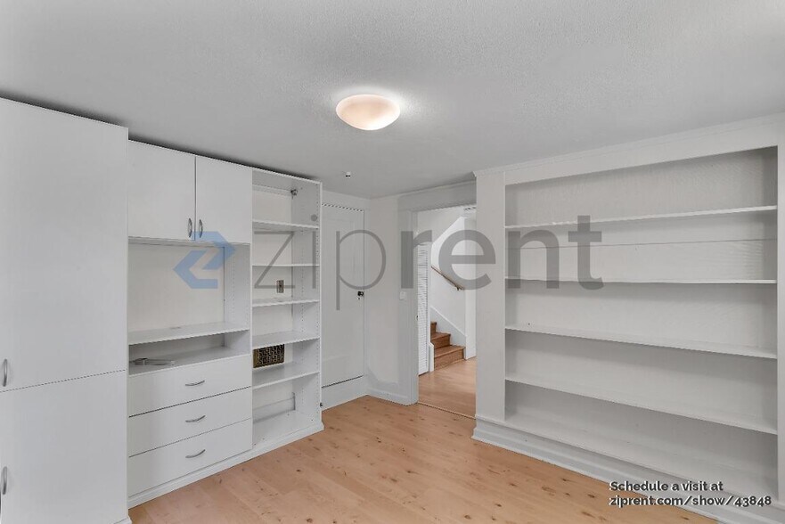 Building Photo - 1471 Hopkins St