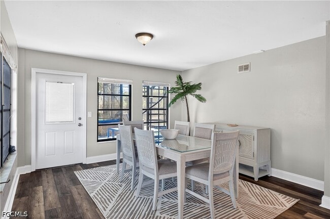Building Photo - 1576 Beechwood Trail