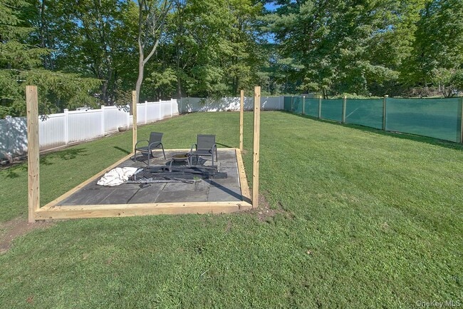 Building Photo - 13 Indian Trail