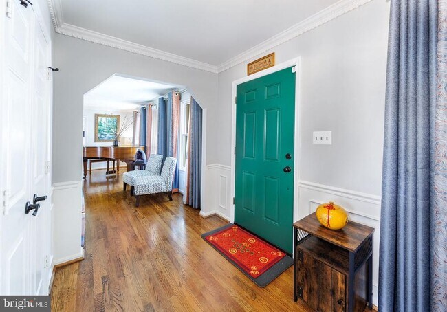 Building Photo - 980 Old Holly Dr