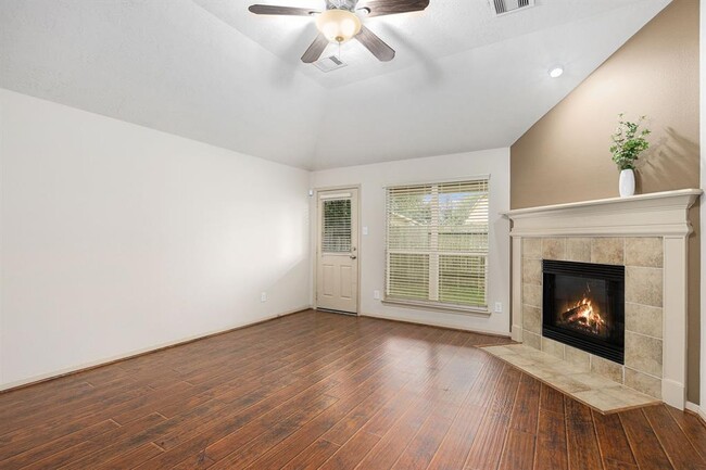 Building Photo - 25227 Ginger Ranch Dr