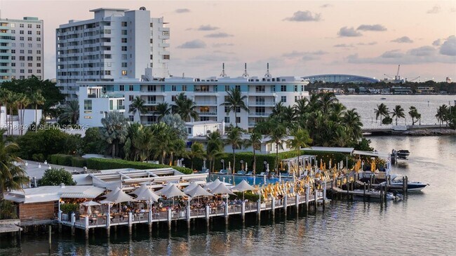 Building Photo - 5 Island Ave